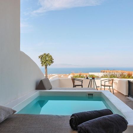 North Wind Luxury Suites Oía Exterior photo