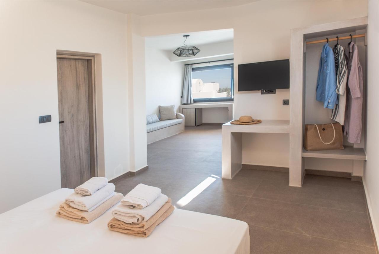 North Wind Luxury Suites Oía Exterior photo