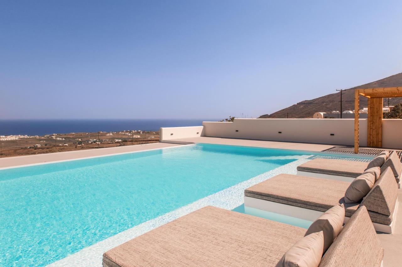 North Wind Luxury Suites Oía Exterior photo