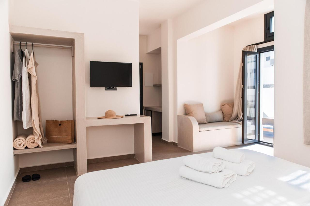 North Wind Luxury Suites Oía Exterior photo